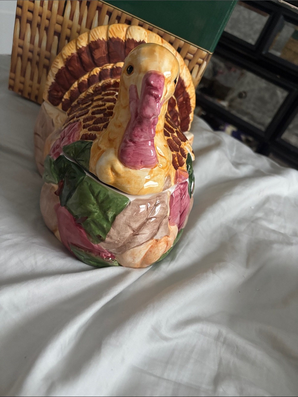 2 quart turkey terrine NEW, Hand-Painted Ceramic Turkey Centerpiece - vintage